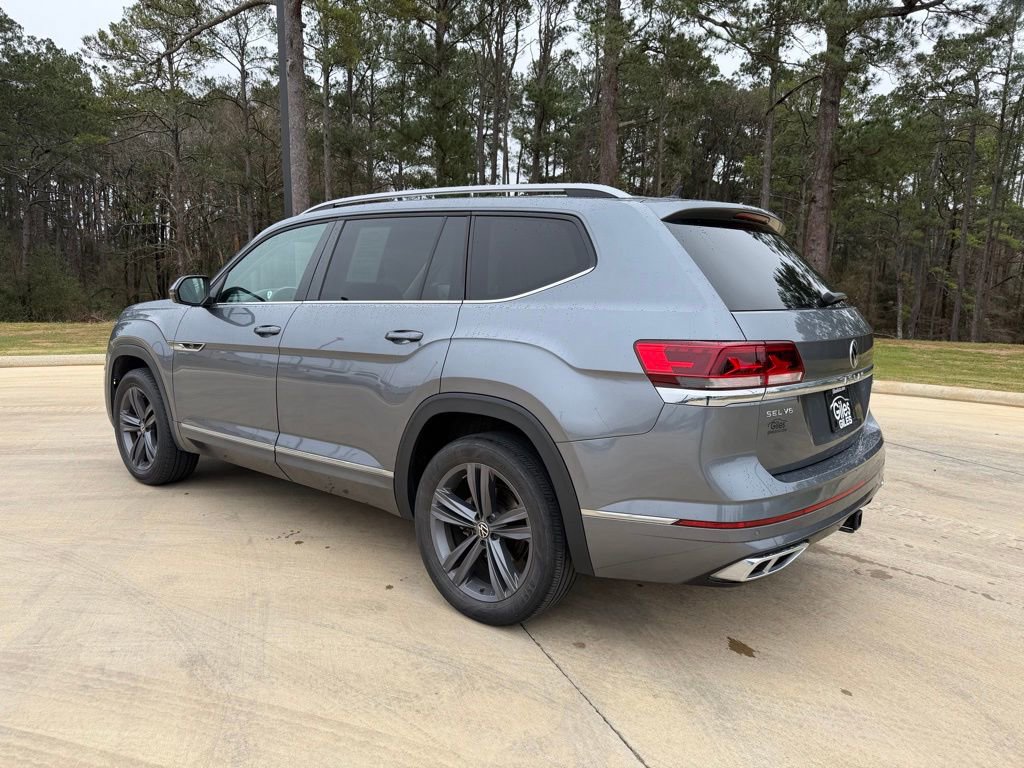 Used 2022 Volkswagen Atlas SEL R-Line image 3