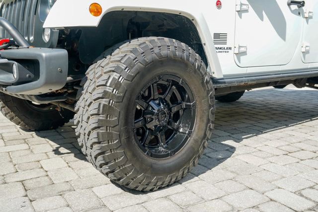 Used 2016 Jeep Wrangler Unlimited Rubicon AWD/4WD image 45