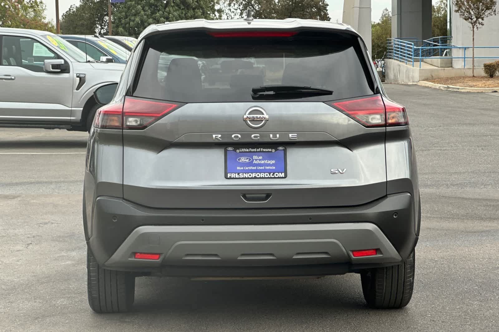 Used 2021 Nissan Rogue SV FWD image 8