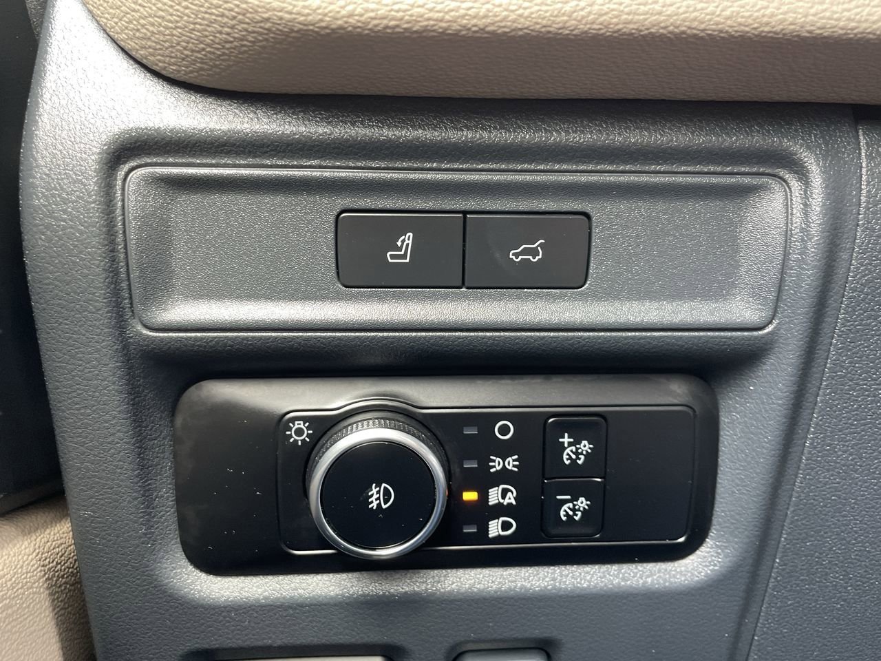 Used 2024 Ford Expedition Max Limited image 30