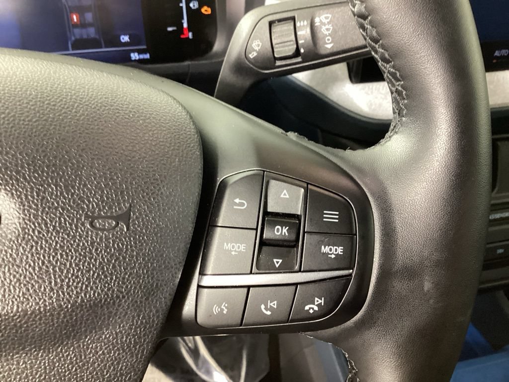 Used 2025 Ford Maverick XLT w/ XLT Luxury Package AWD/4WD image 16