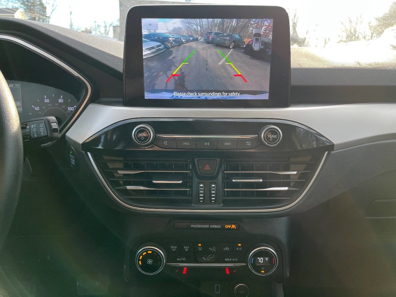 Used 2020 Ford Escape SE image 13