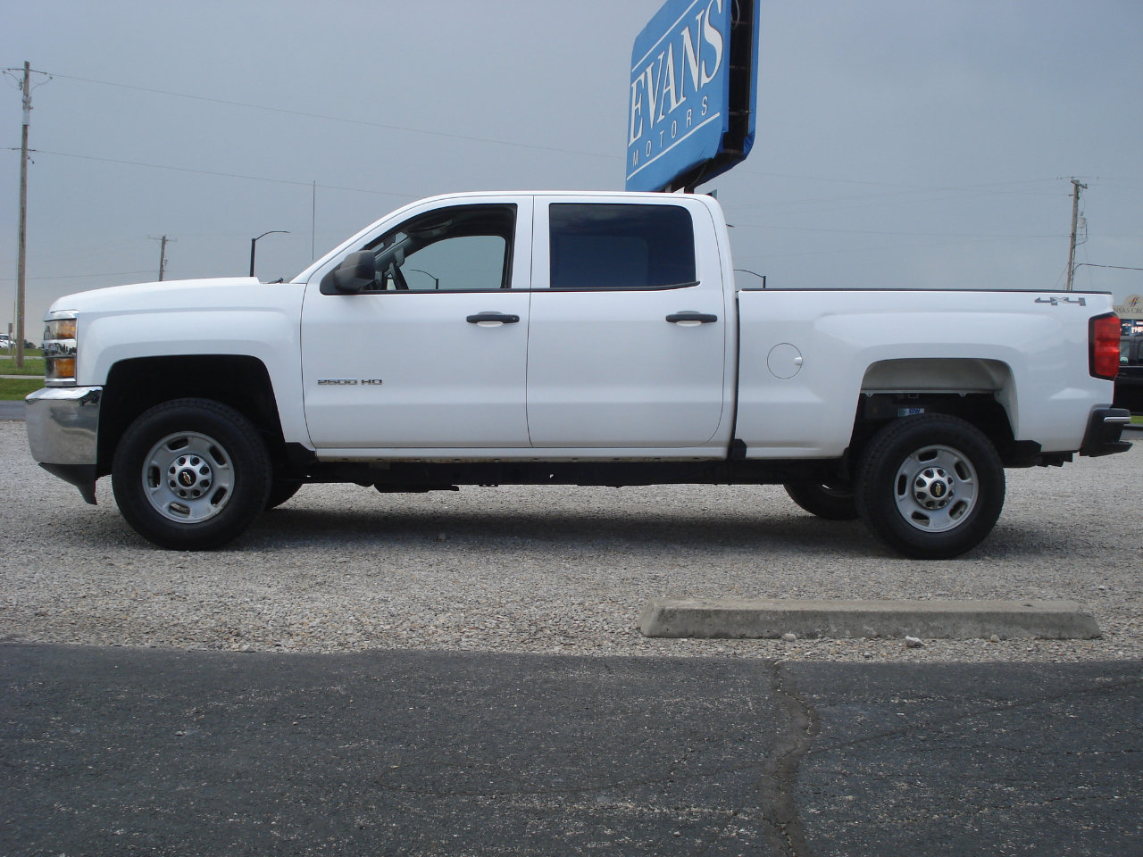 Used 2017 Chevrolet Silverado 2500 W/T w/ WT Fleet Convenience Package image 5