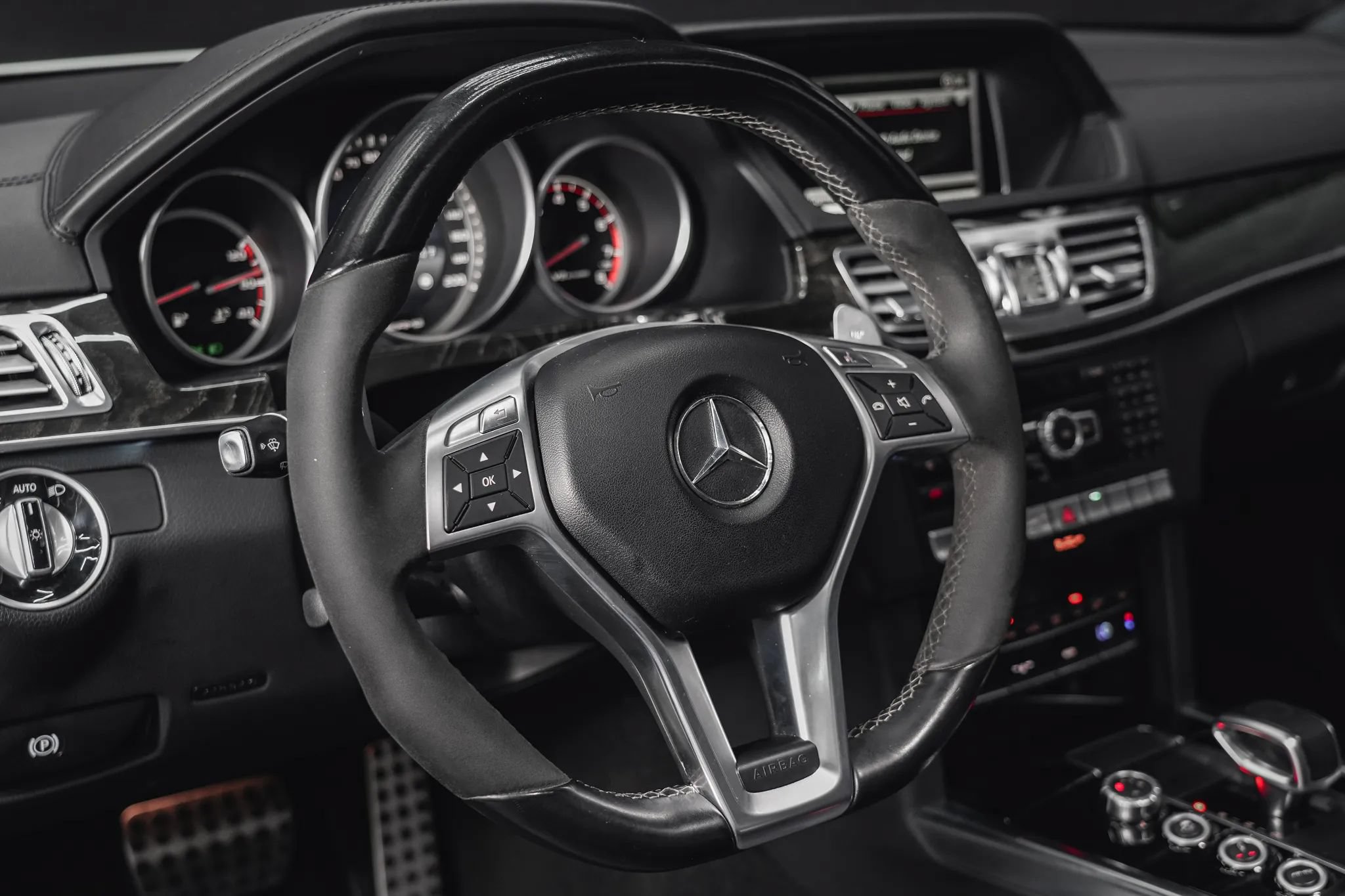 Used 2014 Mercedes-Benz E 63 AMG S-Model image 41