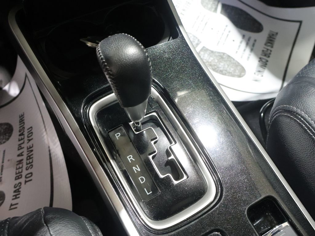 Used 2018 Mitsubishi Outlander GT AWD/4WD image 35