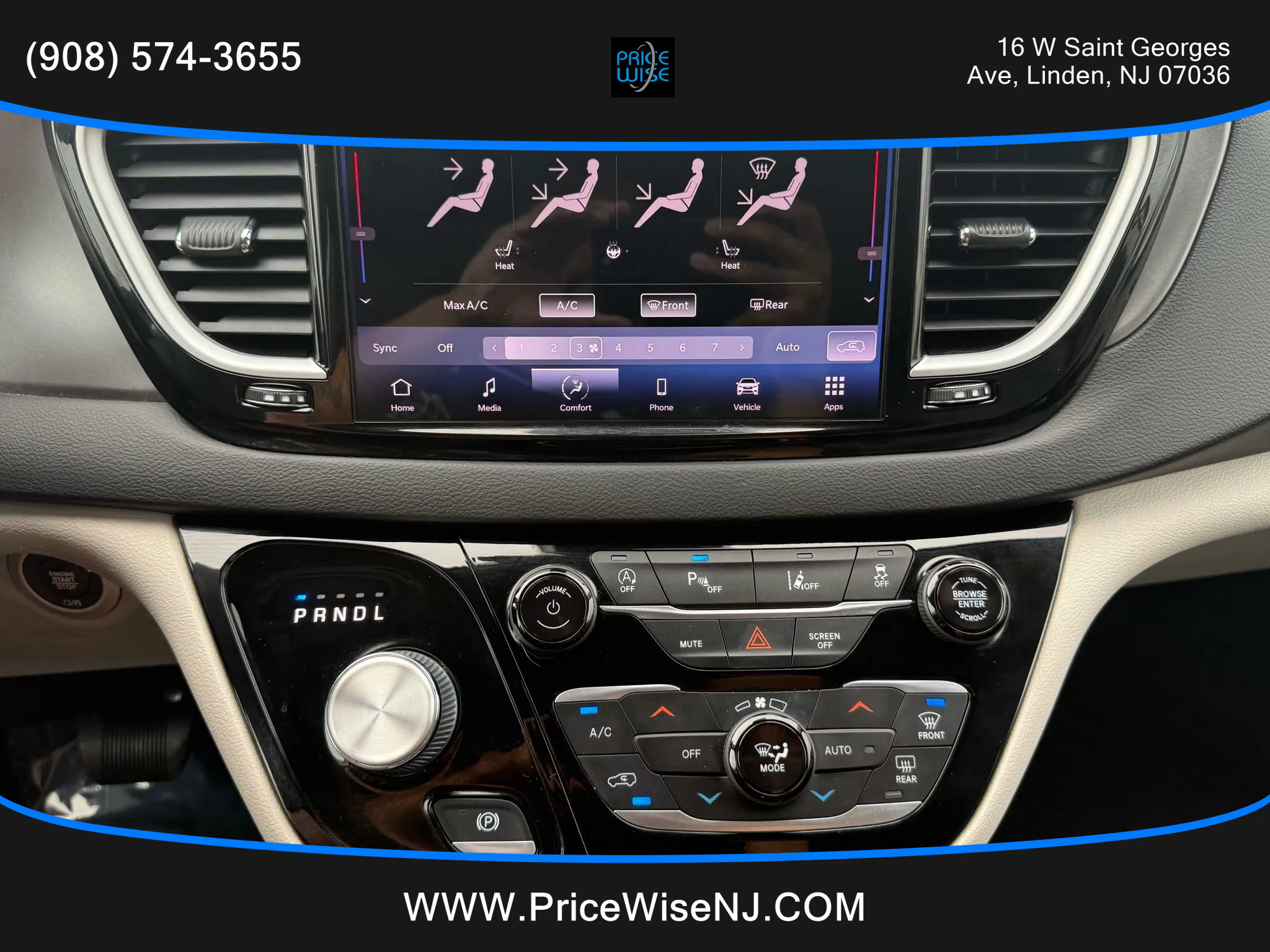 Used 2022 Chrysler Pacifica Touring-L image 16