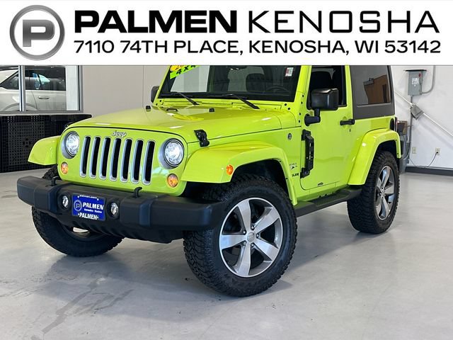 Used 2017 Jeep Wrangler Sahara w/ Connectivity Group AWD/4WD video 1