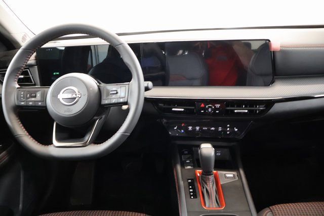 New 2026 Nissan Kicks SR w/ Cold Weather Package FWD image 10