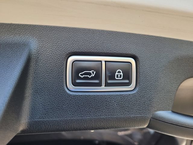 Used 2023 Kia Sorento SX Prestige AWD/4WD image 9