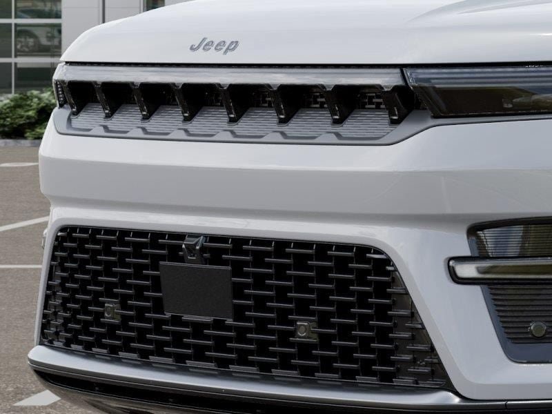 New 2026 Jeep Grand Wagoneer Limited AWD/4WD image 11