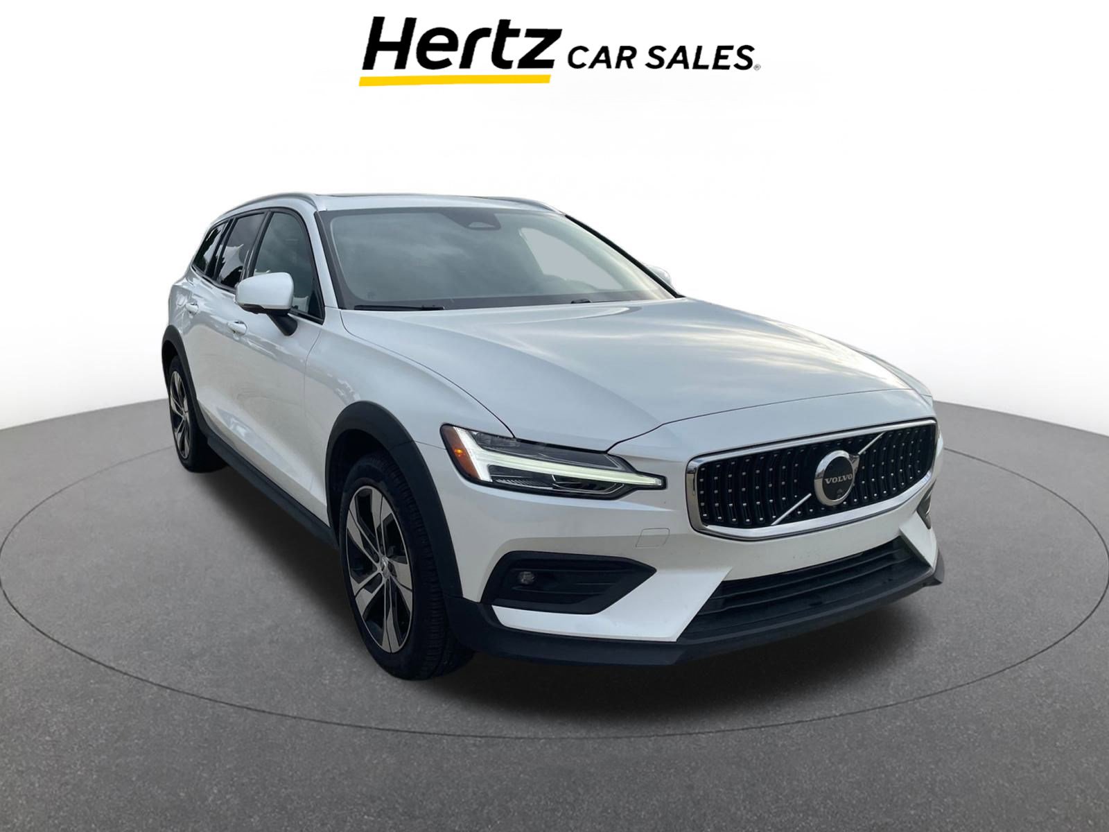 Used 2025 Volvo V60 B5 Cross Country Plus