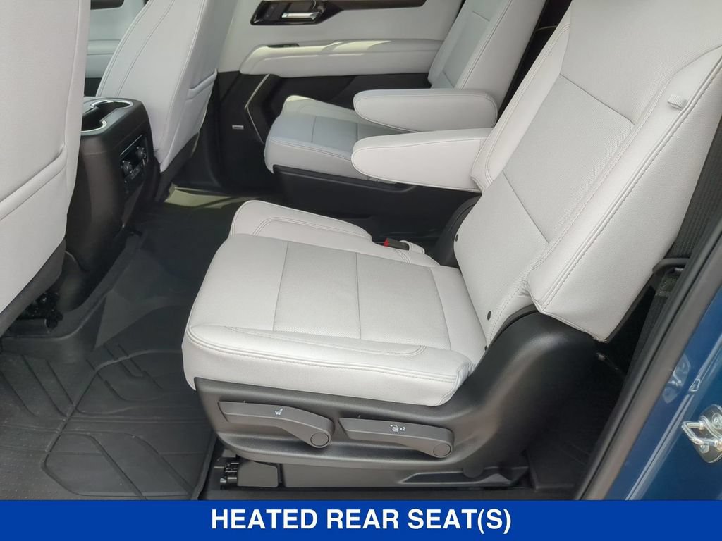 New 2026 Chevrolet Suburban Premier w/ Sun And Tow Package AWD/4WD image 21