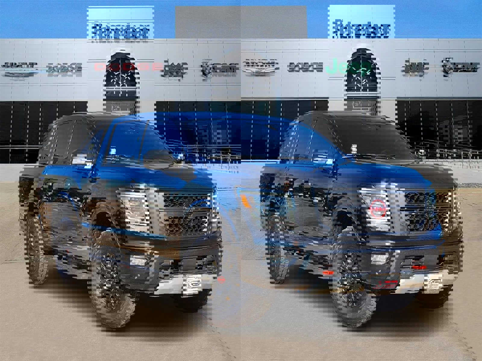 Used 2024 Nissan Titan PRO-4X w/ Pro-4x Convenience Package video 1