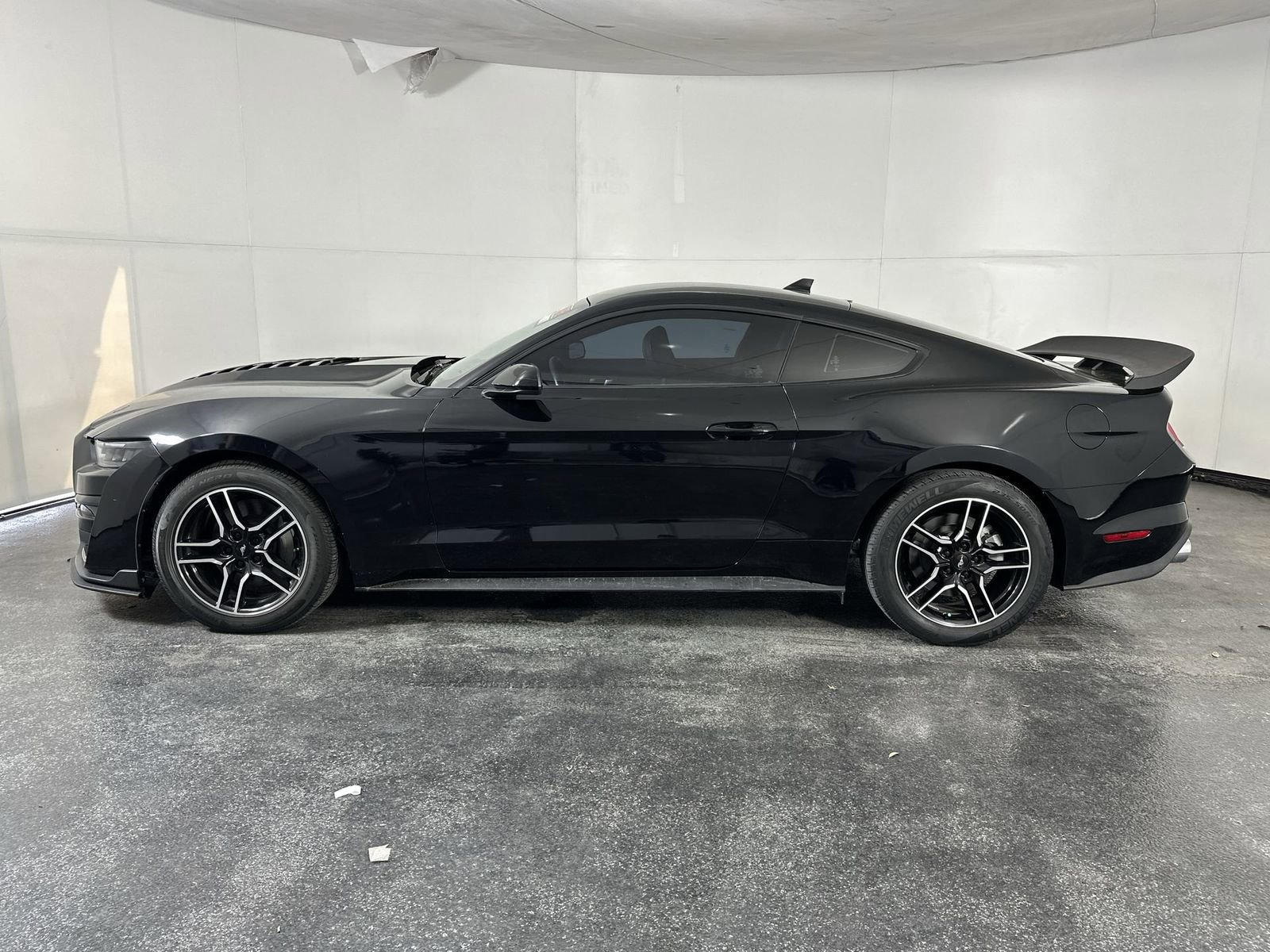 Used 2021 Ford Mustang GT image 8