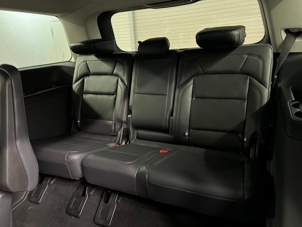 Used 2026 Lincoln Navigator Premiere AWD/4WD image 31