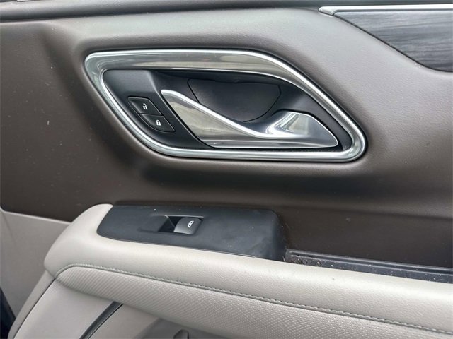 Used 2021 GMC Yukon XL SLT w/ SLT Premium Package image 21