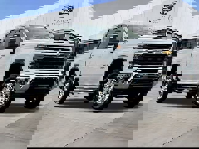 Used 2025 Chevrolet Silverado 2500 LT w/ All Star Edition image 2