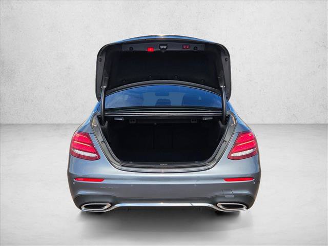 Used 2020 Mercedes-Benz E 350 4MATIC Sedan image 6