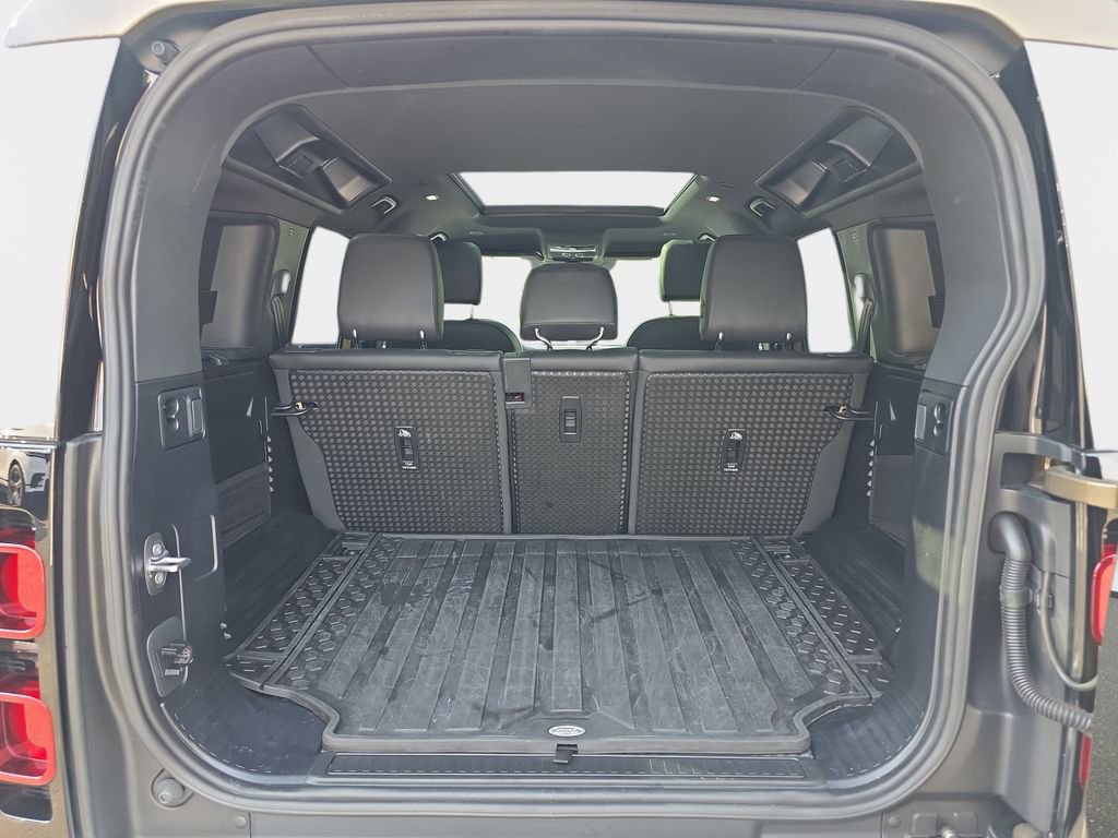 Certified 2023 Land Rover Defender 110 S AWD/4WD image 14