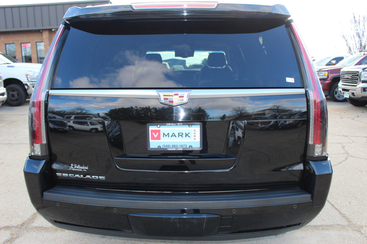 Used 2016 Cadillac Escalade ESV Premium image 5