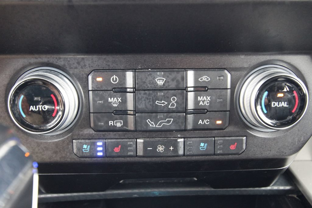 Used 2020 Ford F150 Lariat w/ Equipment Group 502A Luxury AWD/4WD image 30