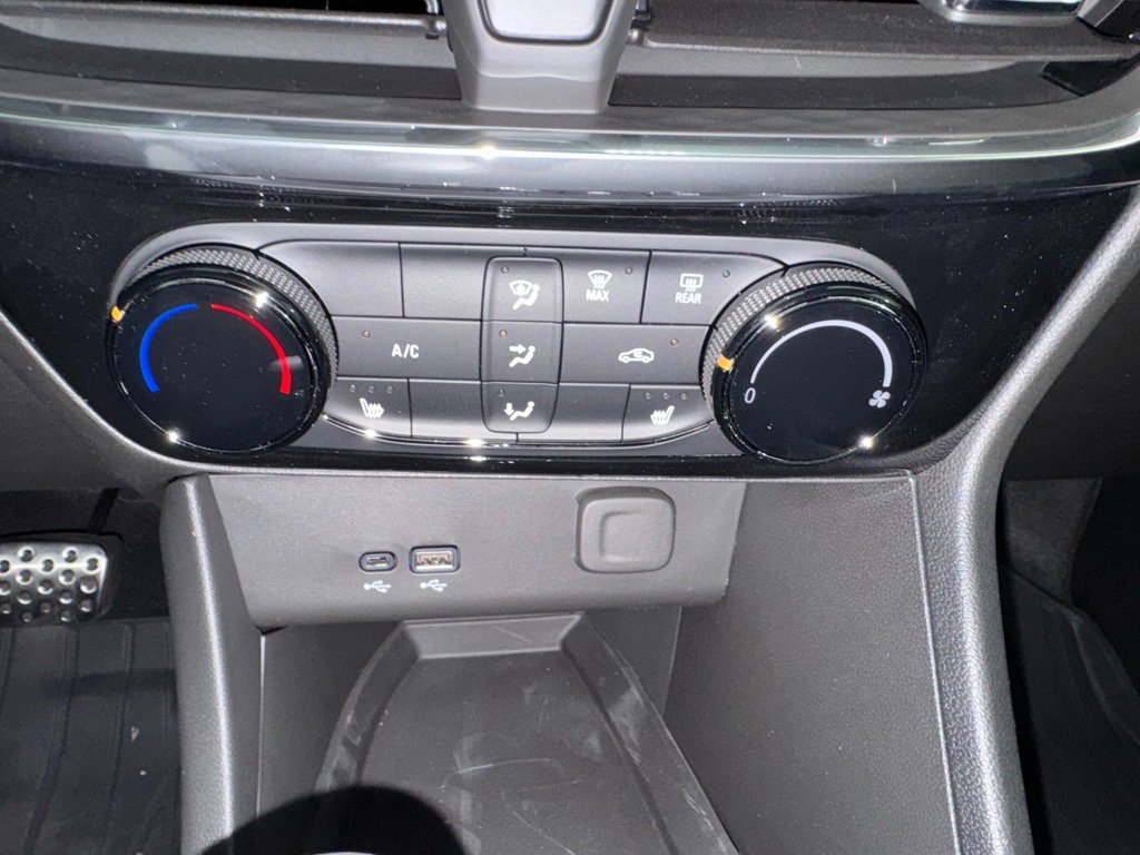 New 2026 Buick Encore GX Sport Touring w/ Comfort Package image 20