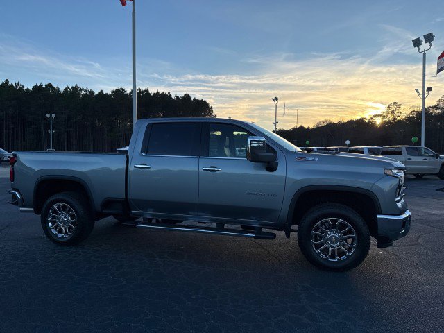 New 2026 Chevrolet Silverado 2500 LTZ w/ LTZ Premium Package image 2