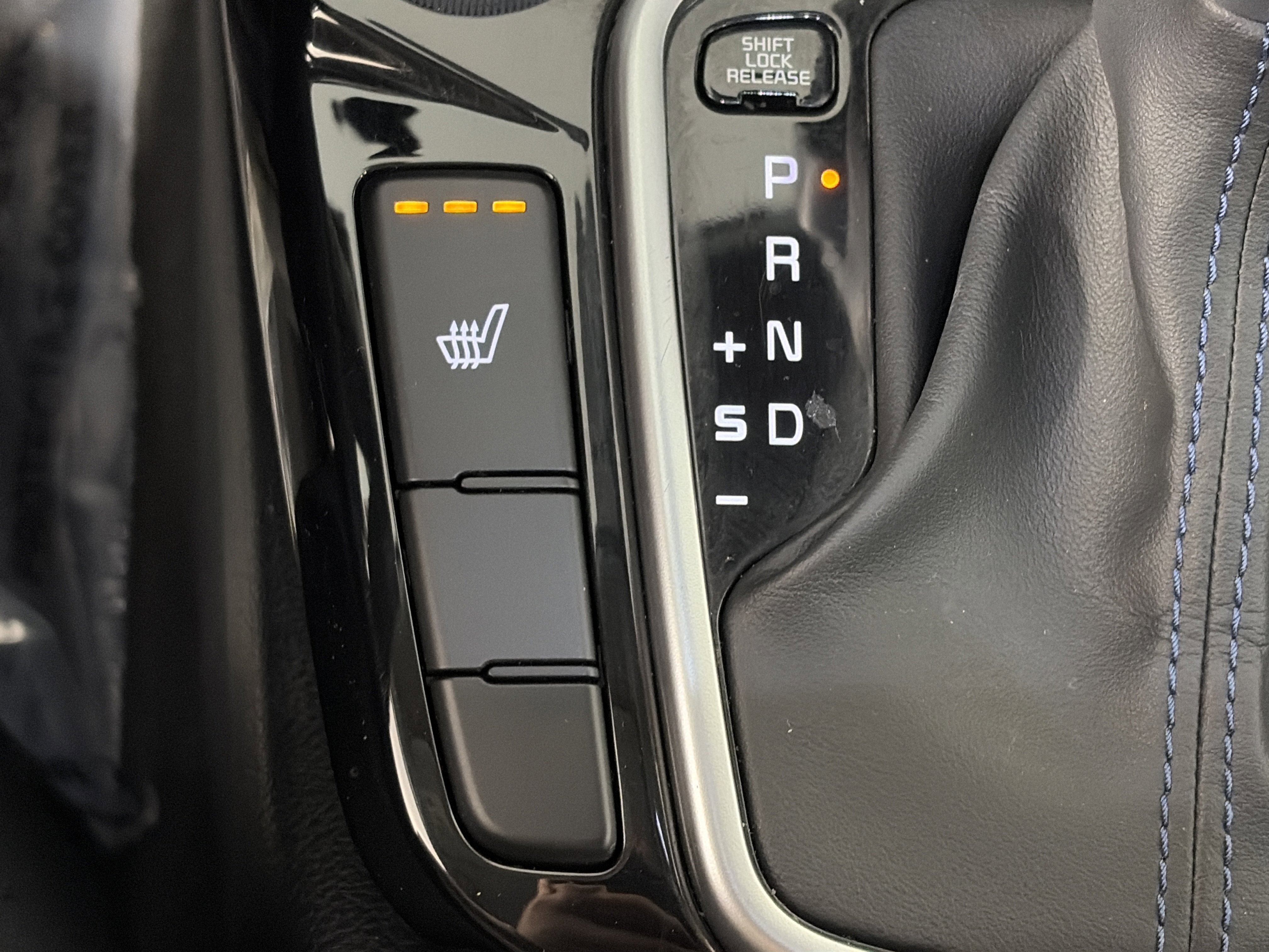 Certified 2023 Kia Seltos Nightfall Edition image 26