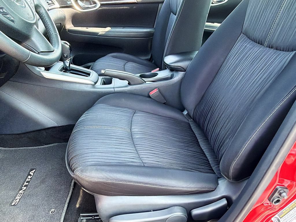Used 2016 Nissan Sentra SV FWD image 27