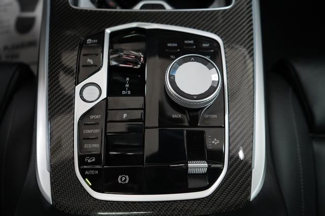 Used 2026 BMW X7 M60i image 74