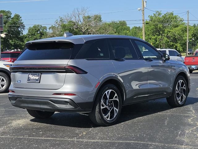 Used 2024 Lincoln Nautilus Premier w/ Equipment Group 102A AWD/4WD image 8