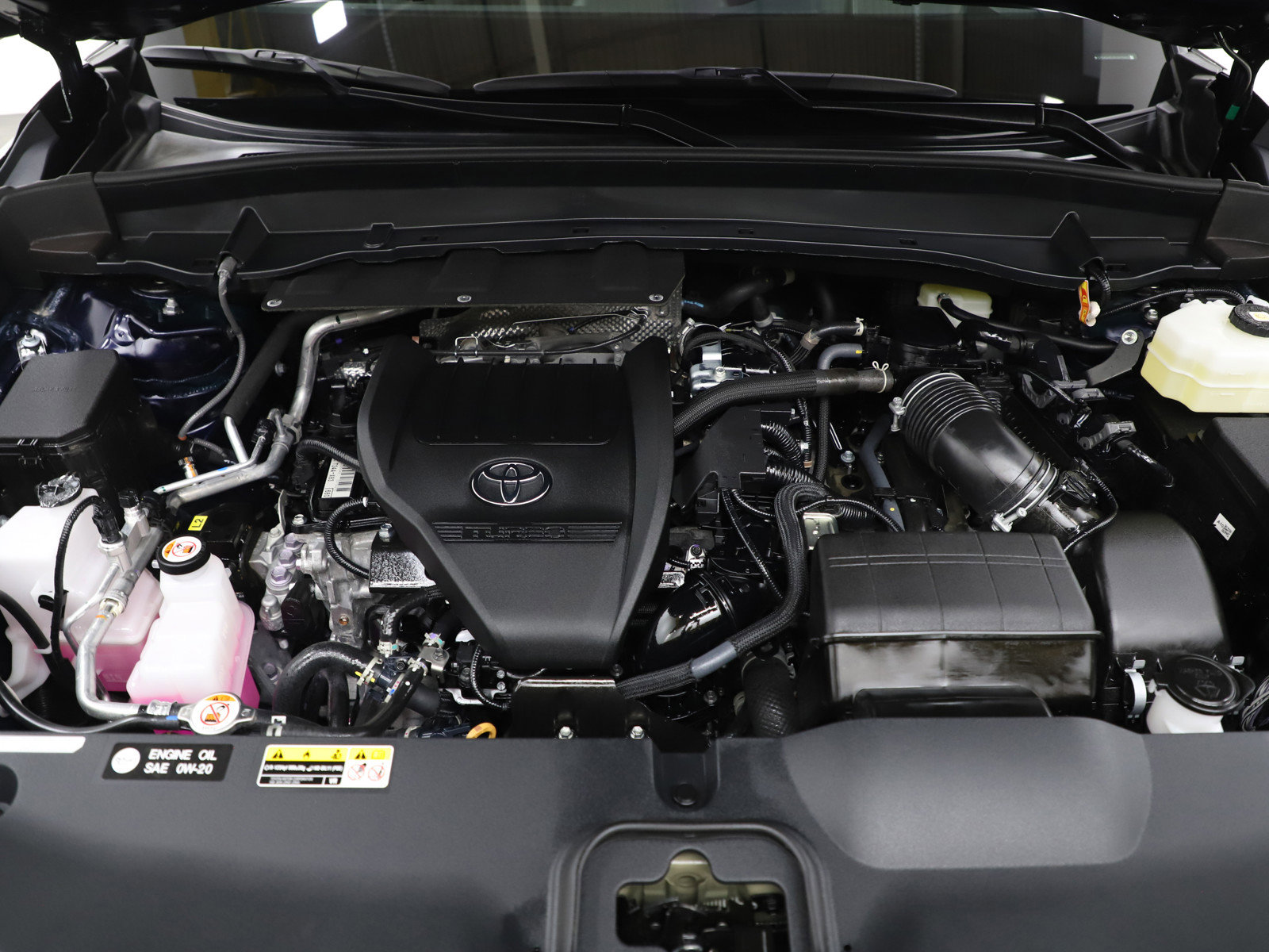 Used 2025 Toyota Grand Highlander AWD Hybrid image 34