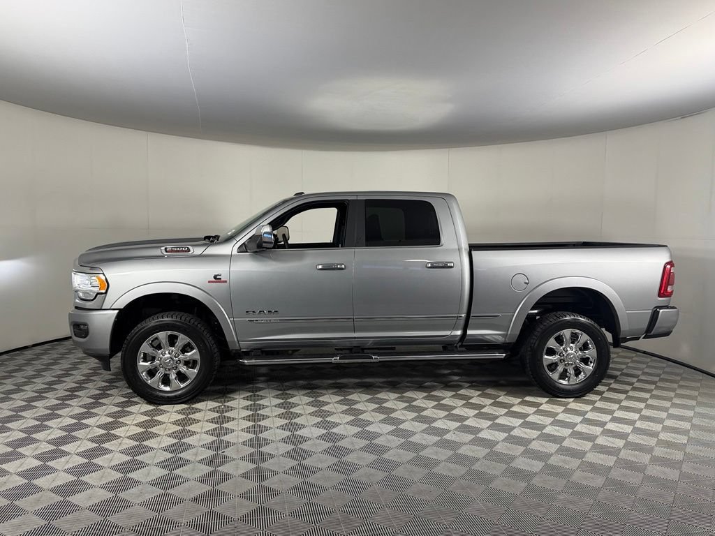 Used 2022 RAM 2500 Limited w/ Body Color Bumper Group AWD/4WD image 9