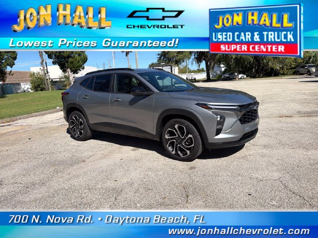 Used 2025 Chevrolet Trax RS w/ Sunroof Package FWD image 15