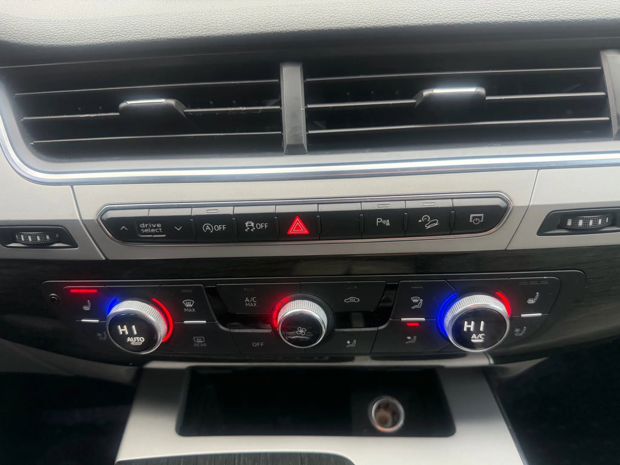 Used 2018 Audi Q7 2.0T Premium Plus image 19