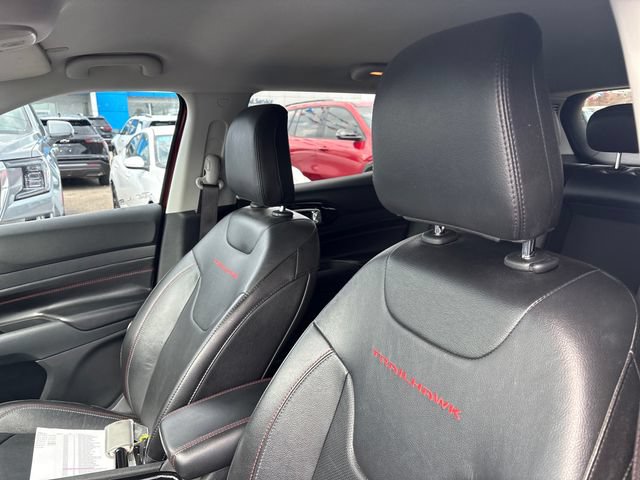 Used 2022 Jeep Compass Trailhawk w/ Trailhawk Elite Group AWD/4WD image 9