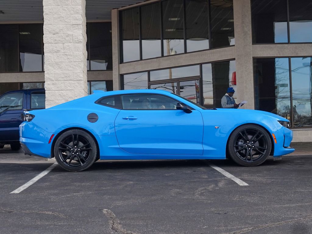 Used 2023 Chevrolet Camaro LT w/ RS Package image 2