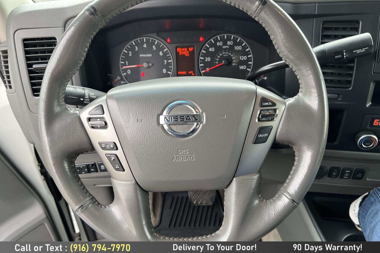 Used 2013 Nissan NV 3500 SL w/ Technology Pkg image 23