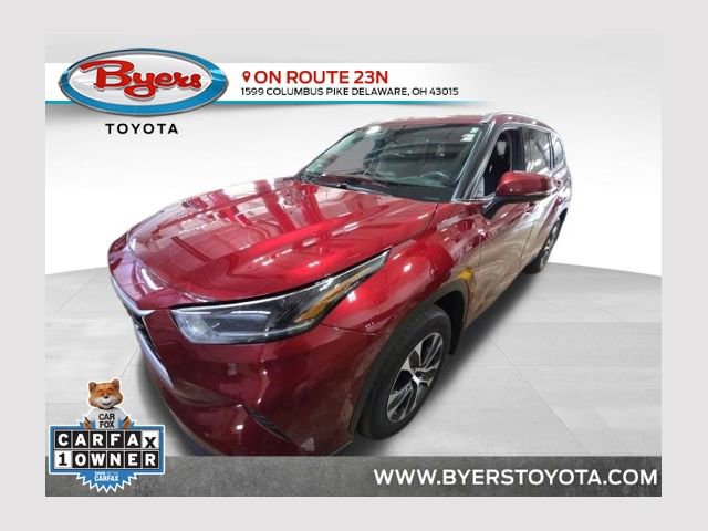 Used 2021 Toyota Highlander XLE image 1