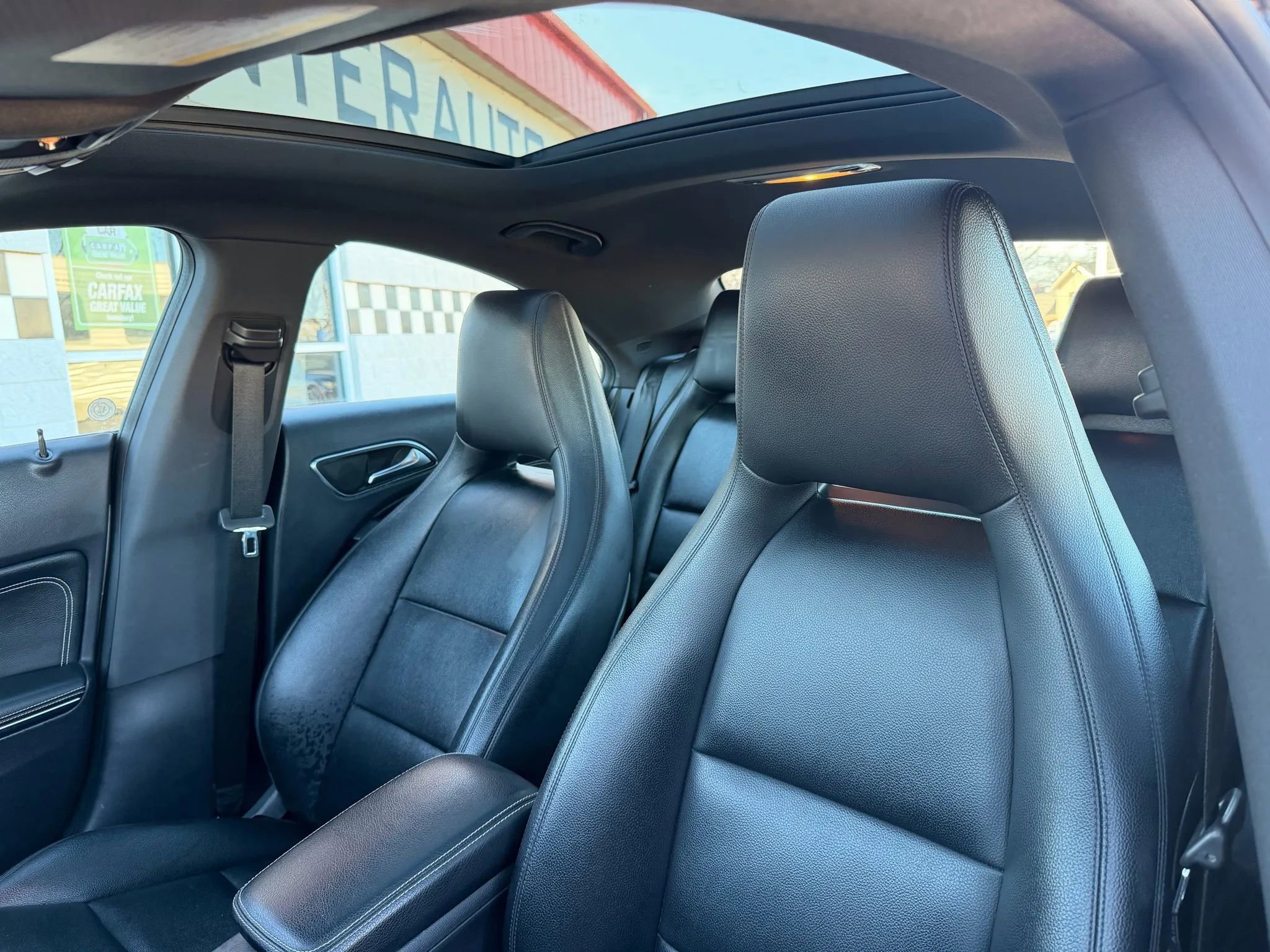 Used 2014 Mercedes-Benz CLA 250 image 12