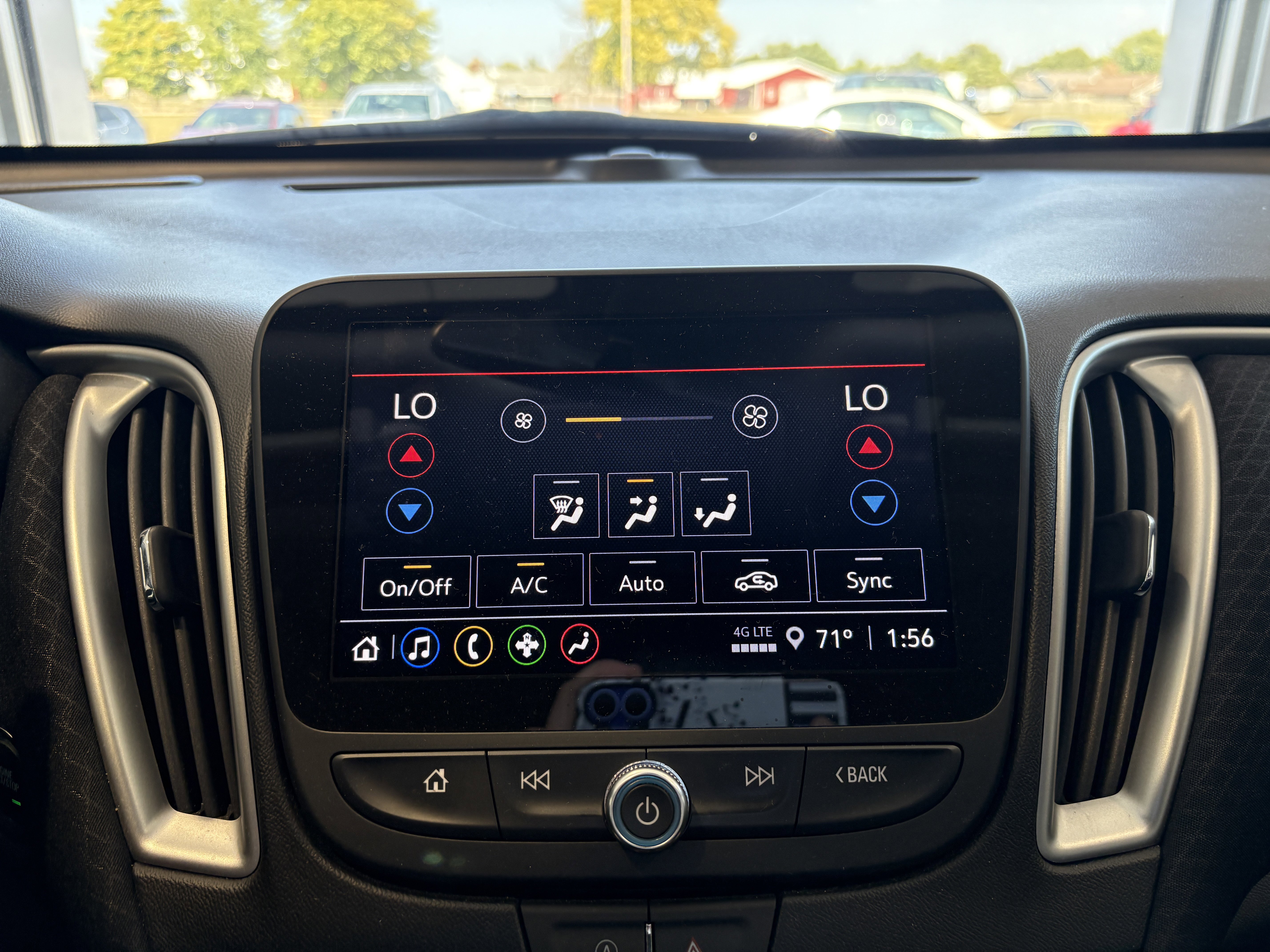 Used 2024 Chevrolet Malibu LT image 17