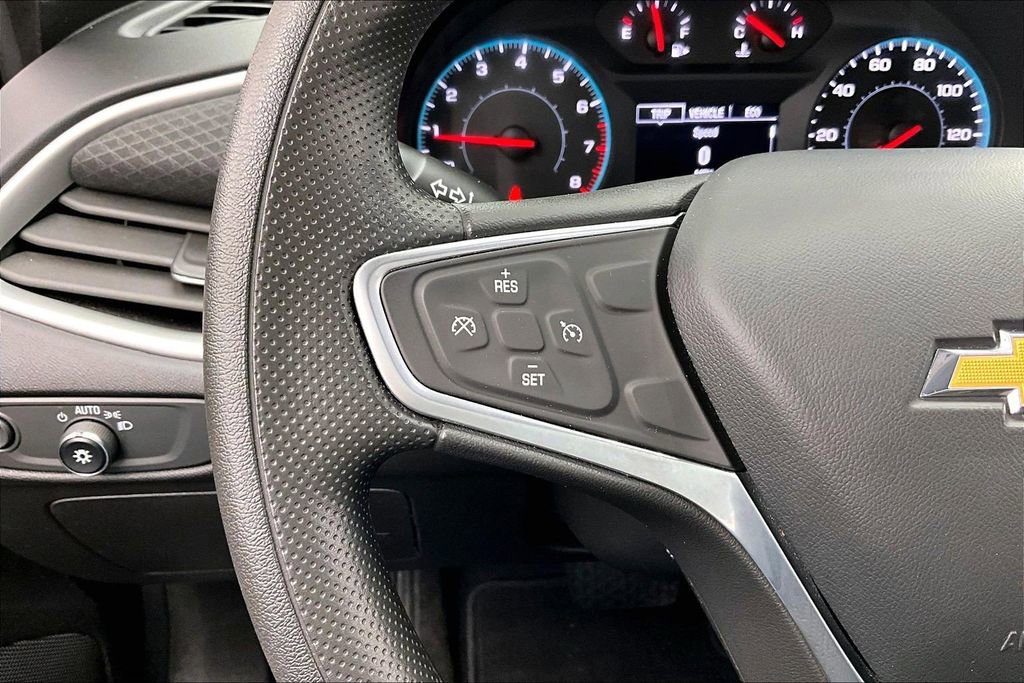 Used 2022 Chevrolet Malibu LT image 18