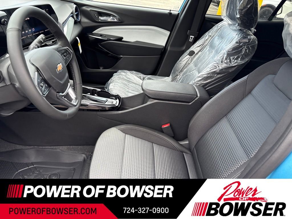 New 2026 Chevrolet Trax LT w/ Driver Confidence Package FWD image 4