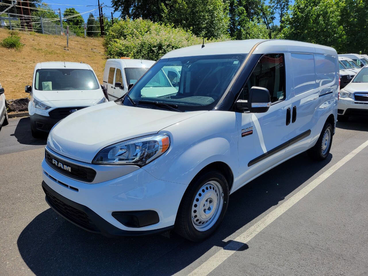 Used 2022 RAM ProMaster City Tradesman image 3