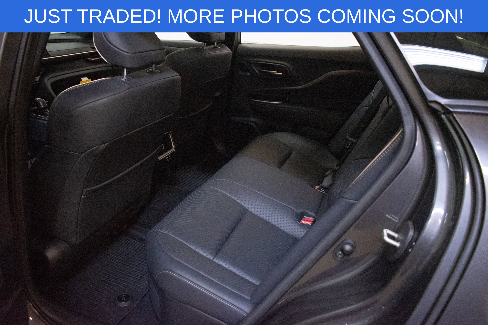 Used 2024 Toyota Crown Platinum AWD/4WD image 23