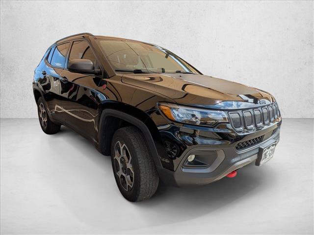 Used 2022 Jeep Compass Trailhawk w/ Trailhawk Convenience Group AWD/4WD video 3