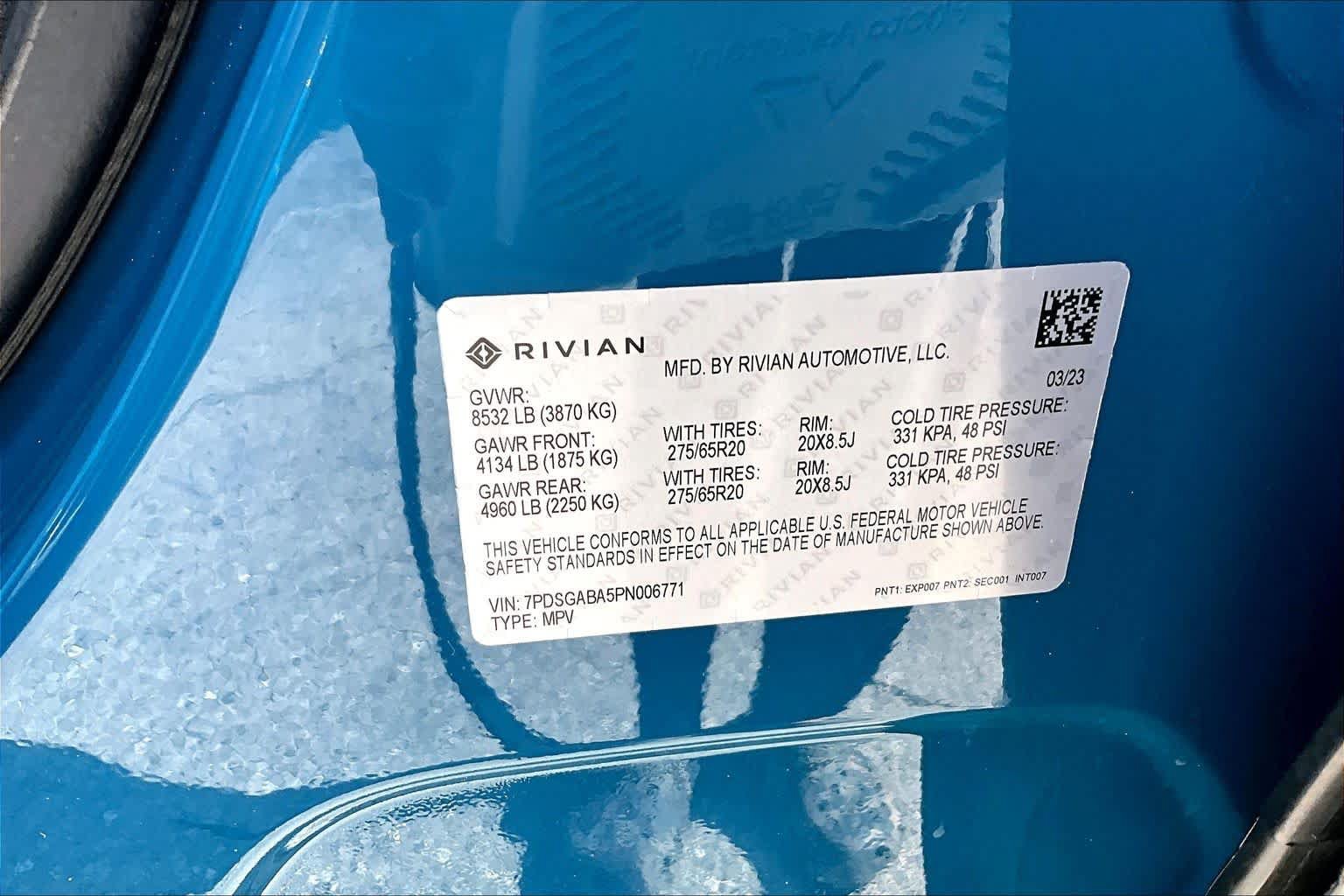 Used 2023 Rivian R1S Adventure AWD/4WD image 34
