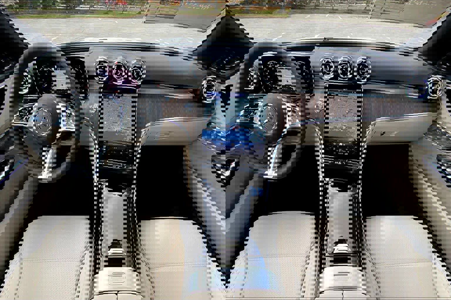 Certified 2026 Mercedes-Benz C 300 4MATIC Sedan image 5