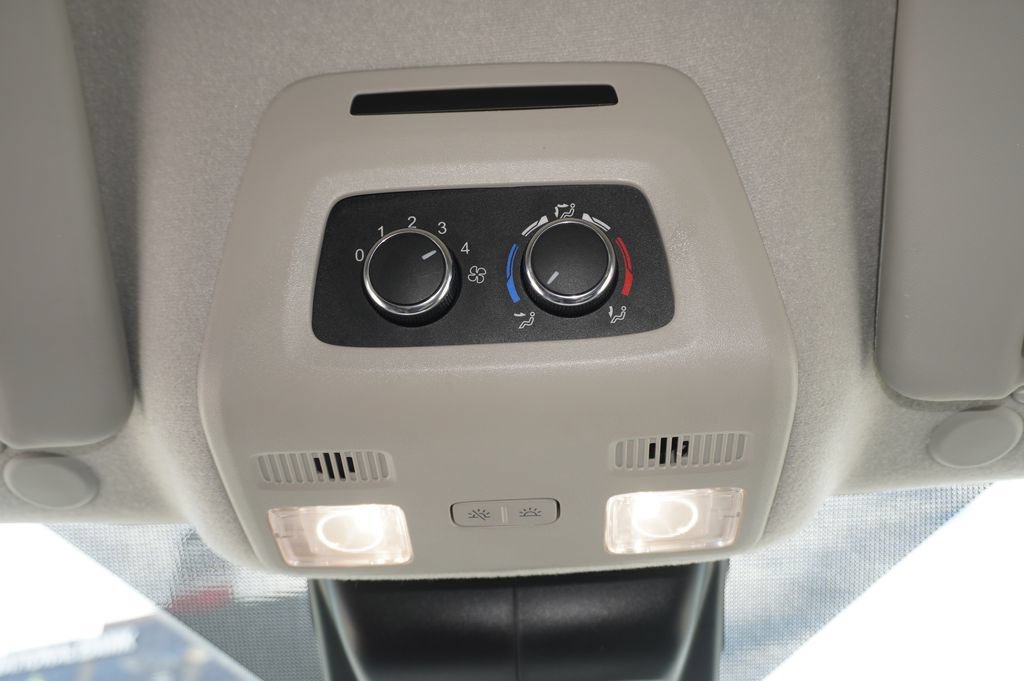 Used 2025 Ford Transit 350 XLT RWD image 22