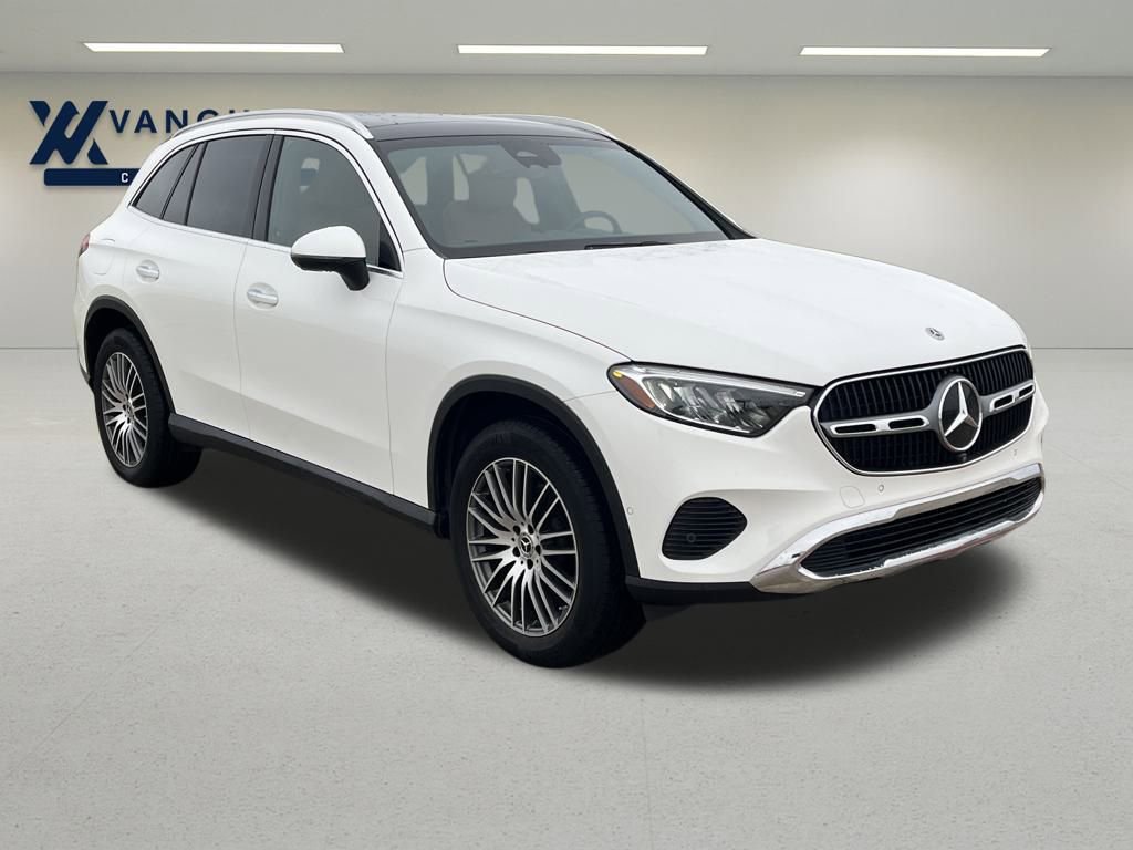 Used 2024 Mercedes-Benz GLC 300 4MATIC image 7